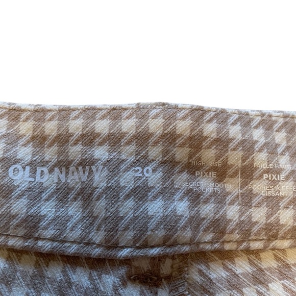 Old Navy Plus Size 20 Tan White Houndstooth-High Rise Pixie Pants-NWT - Picture 8 of 14
